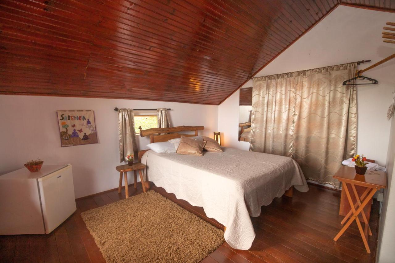 Buddy'S Hostel & Pousada Alto Paraiso Алту-Параїзу-ді-Гояс Екстер'єр фото
