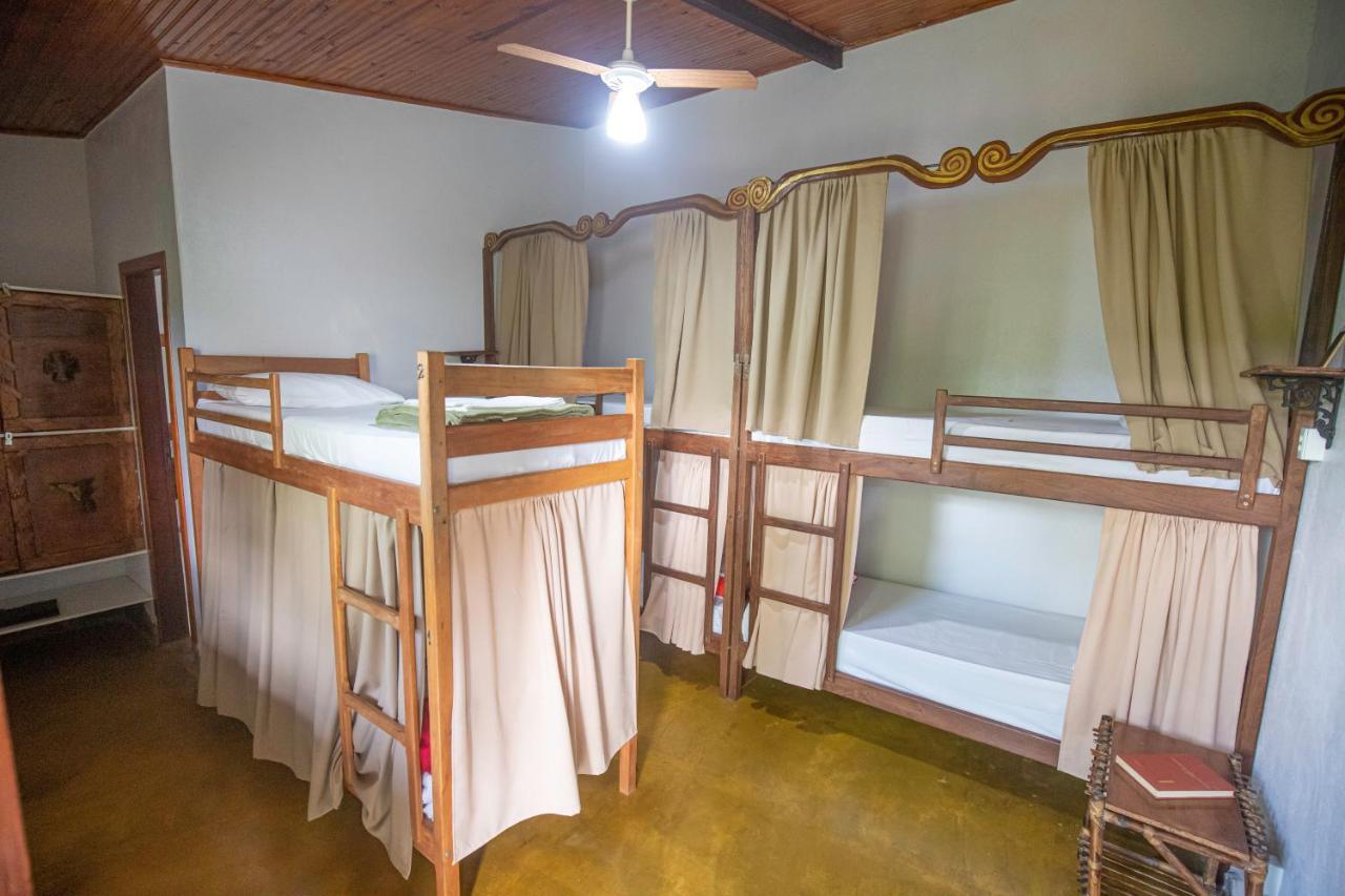 Buddy'S Hostel & Pousada Alto Paraiso Алту-Параїзу-ді-Гояс Екстер'єр фото